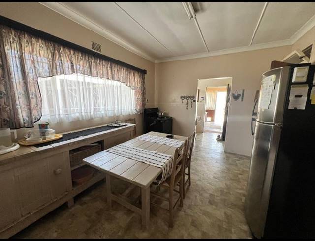 4 BEDROOM PROPERTY TO RENT IN SELCOURT